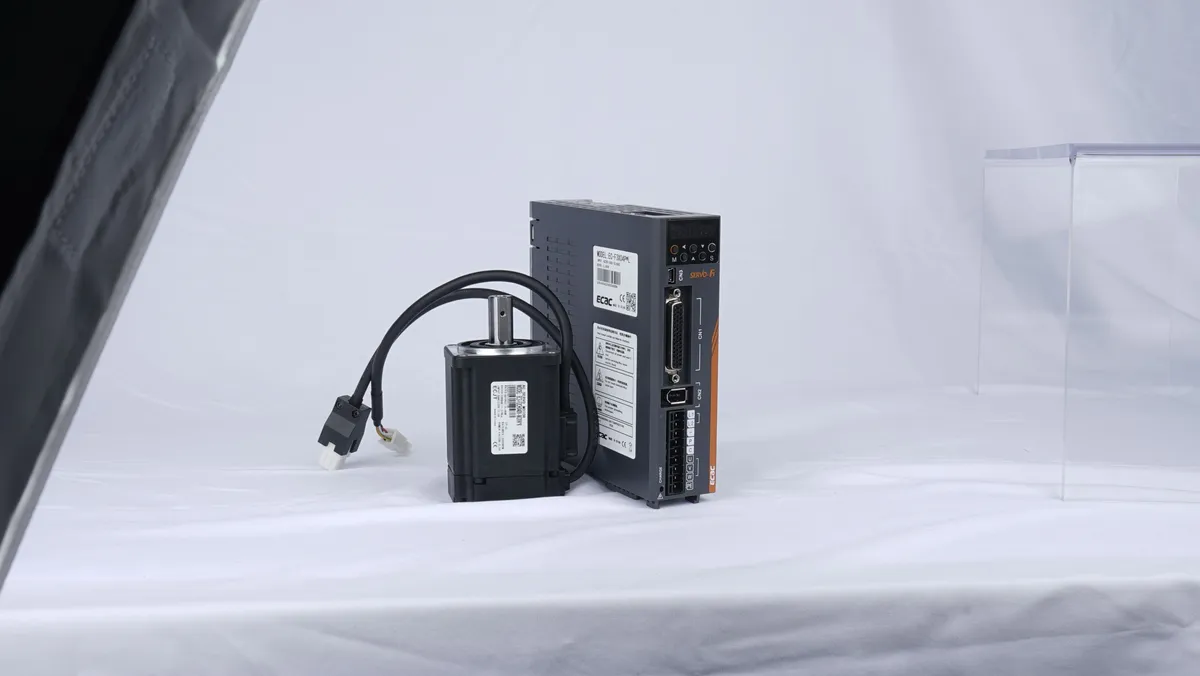 How do I control an AC servo motor
